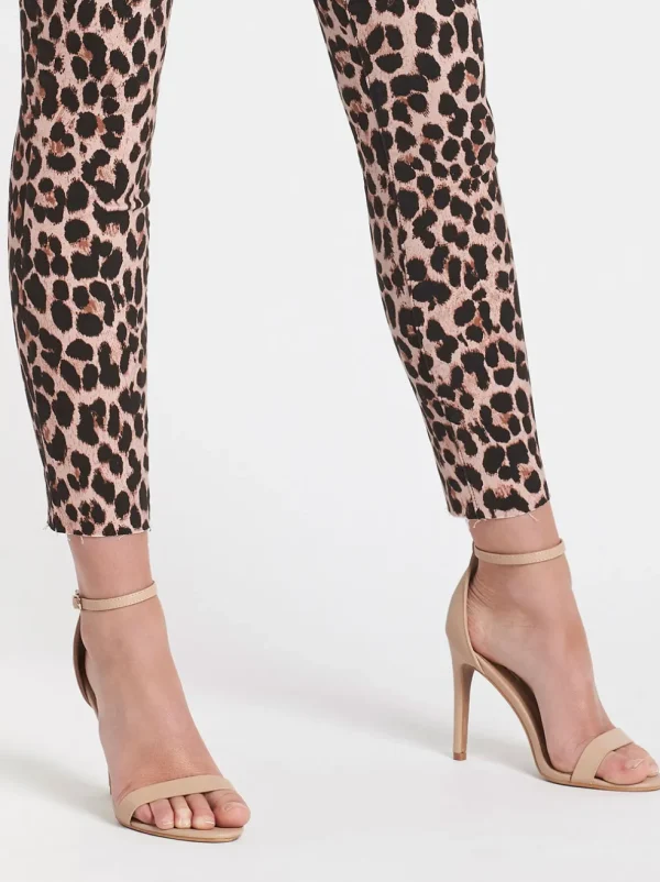 Hoxton Ankle Raw Hem Jean