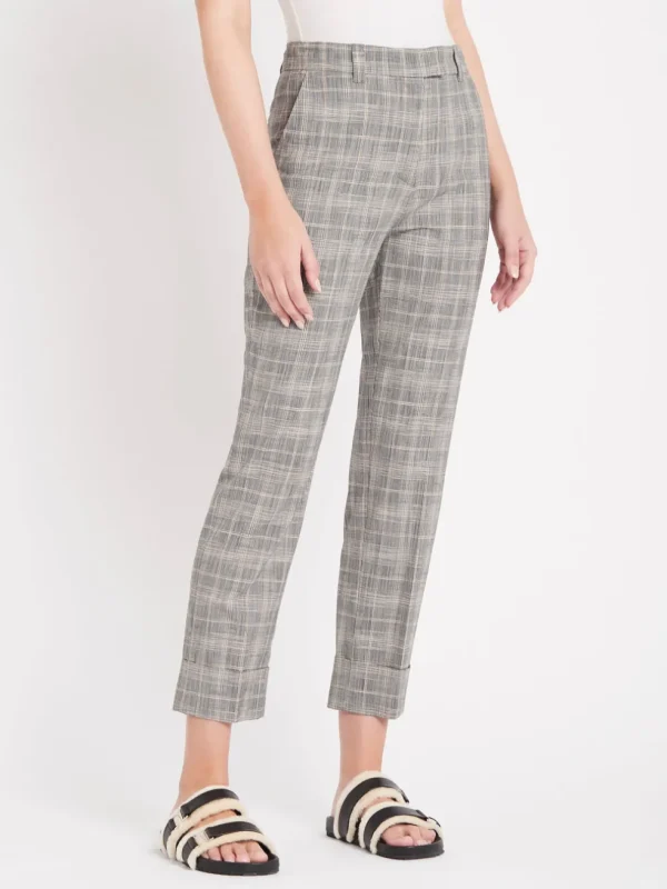 Niema Pant