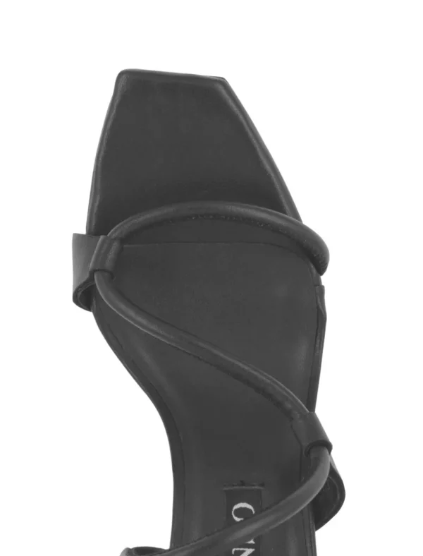 Uxley Heel
